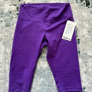 NWT Wunder Train HR Crop 15"